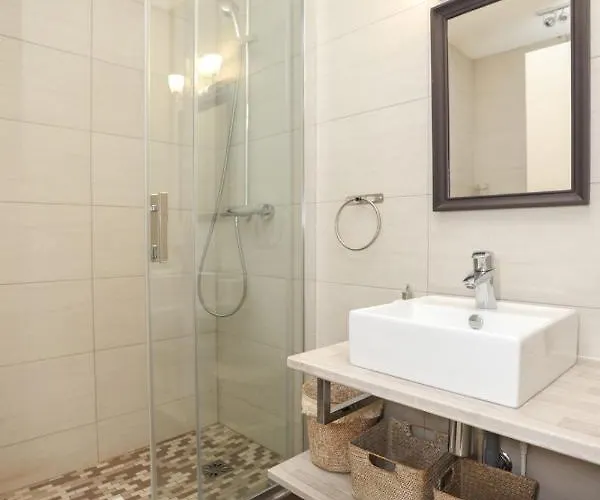 Immogroom - Duplex With Air Conditioner - 5 Min From The - Suquet