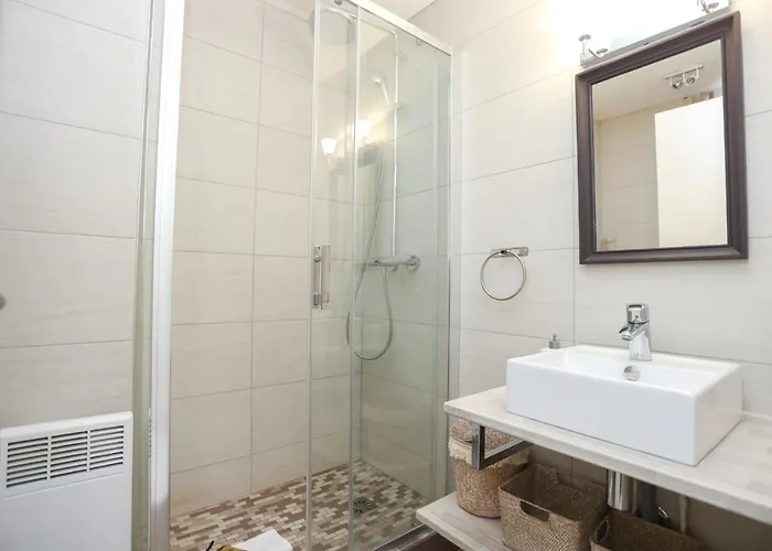 Immogroom - Duplex With Air Conditioner - 5 Min From The - Suquet * Cannes