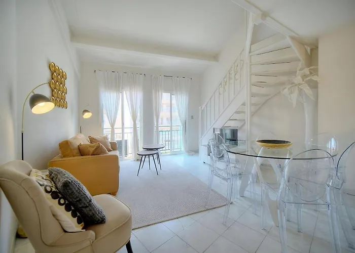 Immogroom - Duplex With Air Conditioner - 5 Min From The - Suquet *